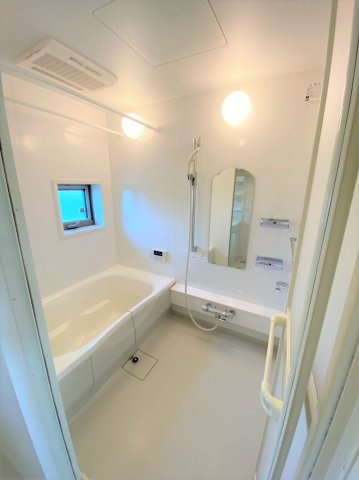 ロイヤルオークス弐番館の居間・リビング