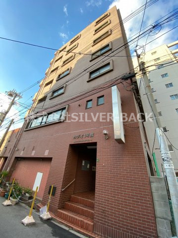 カダイ1号館の外観