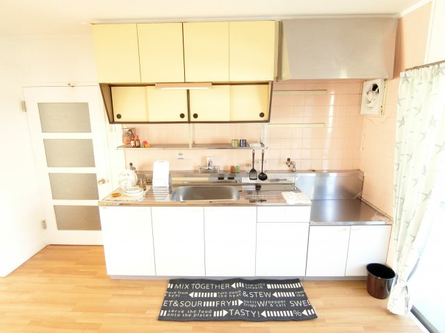 ヴィラナリー狭山1号棟のキッチン