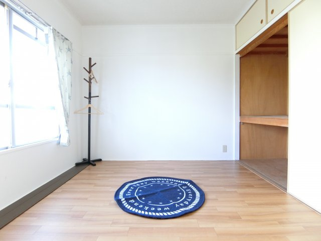 ヴィラナリー狭山1号棟の寝室