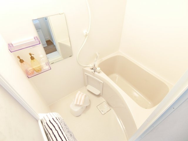 ヴィラナリー狭山1号棟の浴室