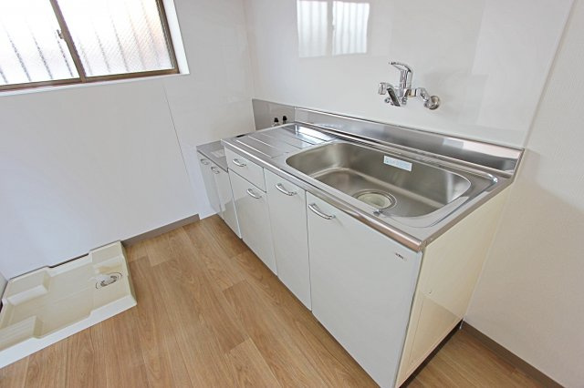 グランドール岡野Bのキッチン|シンク