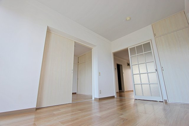 グランドール岡野Bの洋室|洋室6帖