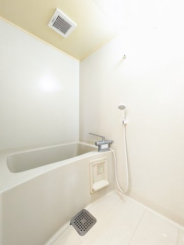 グランドール岡野Bの浴室