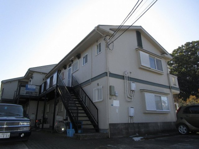 【エントランス】 | ヴィラージ | 清潔なエントランスです