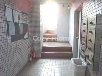 【ロビー】 | アパートメントSUITA | ロビーです