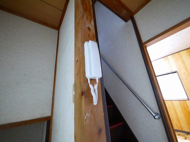 奈良市南紀寺町5丁目　テラスのセキュリティ|インターホンもございます。