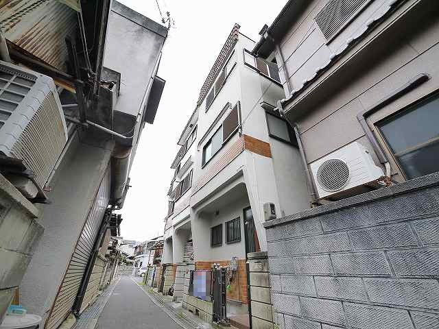奈良市南紀寺町5丁目　テラス