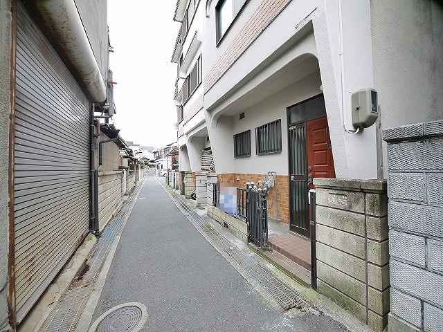 奈良市南紀寺町5丁目　テラスの周辺|静かな住宅地となっております。