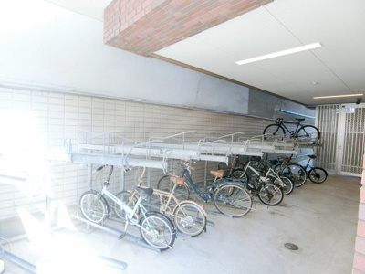 【駐車場】 | アルファレガロ兵庫 | 駐輪スペースもございます