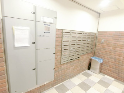 【その他共用部分】 | アルファレガロ兵庫 | メールBOXと宅配BOXです