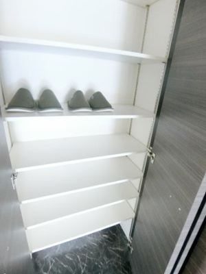 【その他】 | アルファレガロ兵庫 | シューズBOX