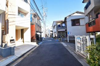 【前面道路含む現地写真】 | 現地見学や資料請求などお気軽にお問合せ下さい。
◎周辺環境とあわせて現地もご案内致します。
