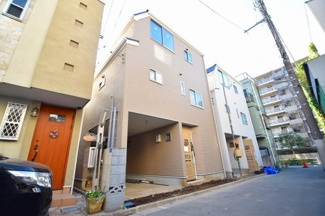 【外観】 | 内覧はいつでも可能です。
現地見学や資料請求などお気軽にお問合せ下さい。
◎周辺環境とあわせて現地もご案内致します。