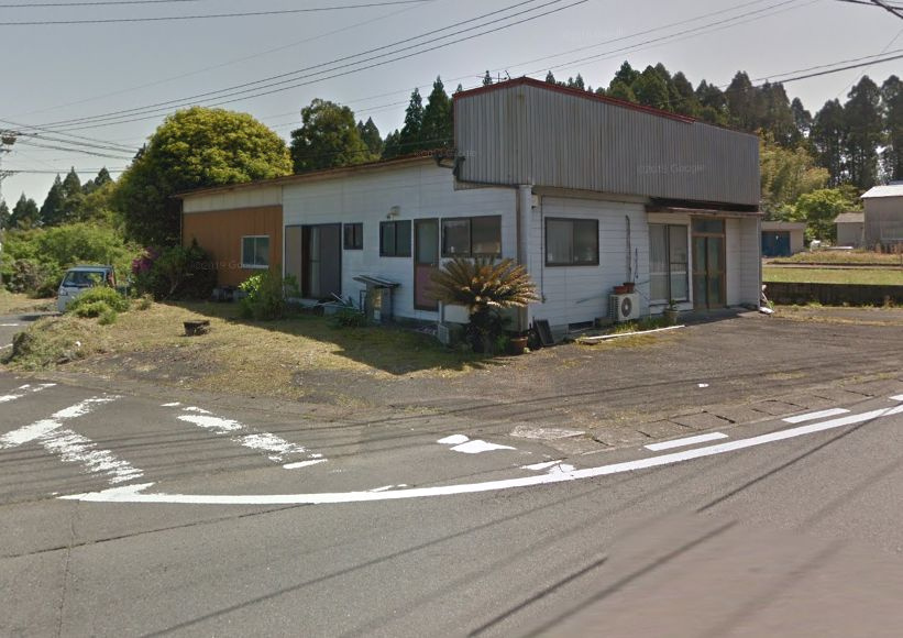 曽於市末吉町二之方の中古一戸建の外観