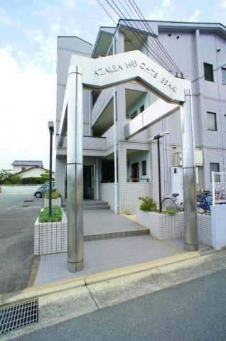 アザレアハイツ江崎【キャッシュバック対象物件】のエントランス