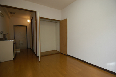 【収納】 | エジリスカイコート | 居住・リビング