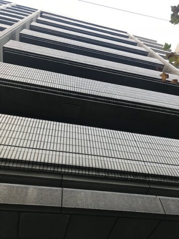 日本橋小網町ＴＨビル（旧：日本橋松栄ビル）のバルコニー