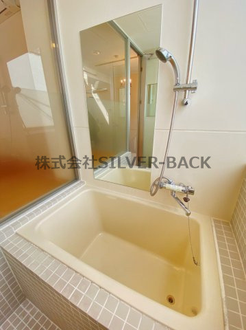 U residence 弁天町の浴室