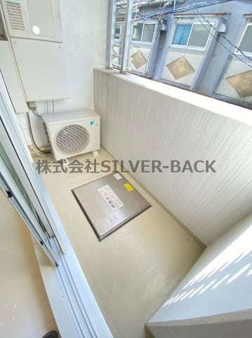 U residence 弁天町のバルコニー