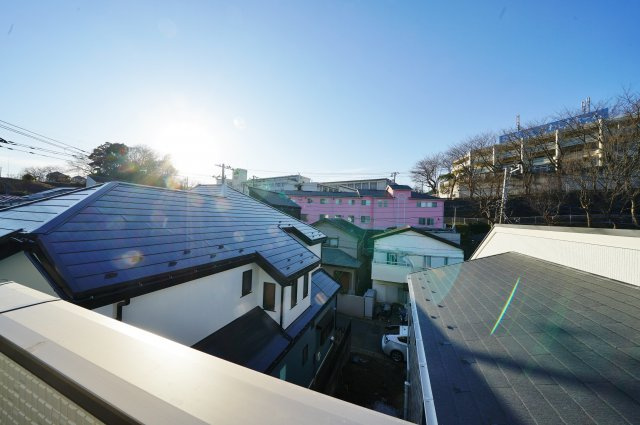 リビング階段や対面式キッチンなどファミリーにおすすめの間取り♪保土ヶ谷区川島町新築戸建ての展望