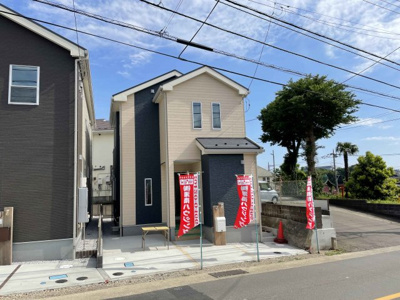 【外観】 | 大幅値下げしました！【売主／新築】MLH 長後駅２棟-１号棟（仲介手数料不要） | 外構も完成しました！サッシはLIXIL製サーモスⅡ-H（Low-eガラス）、断熱材は隅々まで行き届いた発泡ウレタン使用で、グレードの高い家仕様をしてます。