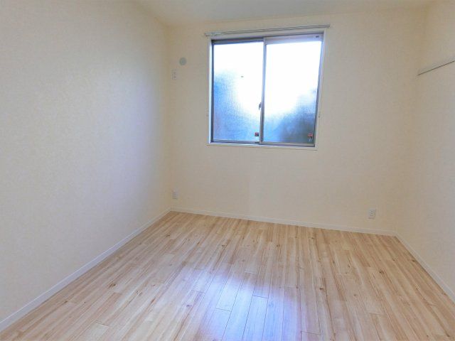 プリムローズ弐番館の洋室