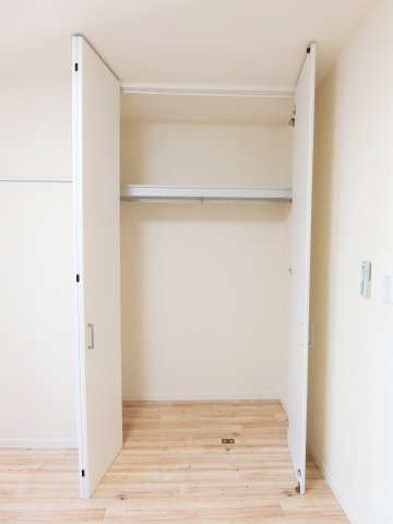 プリムローズ弐番館の収納