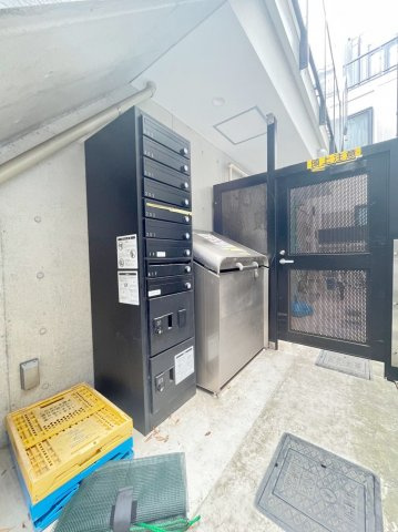 「防音マンション」リヨンドール平和公園のその他共用部分|宅配ボックス完備です
