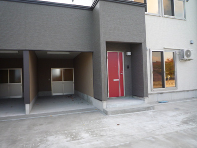 【駐車場】 | みちのくハイツⅢ | 車庫付き