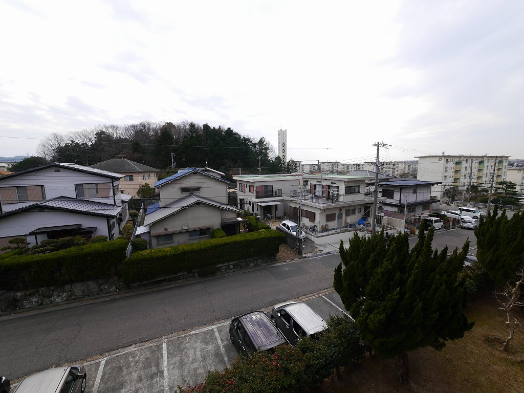 鈴蘭台第6団地2号棟の展望