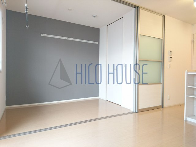 カルチェBの寝室