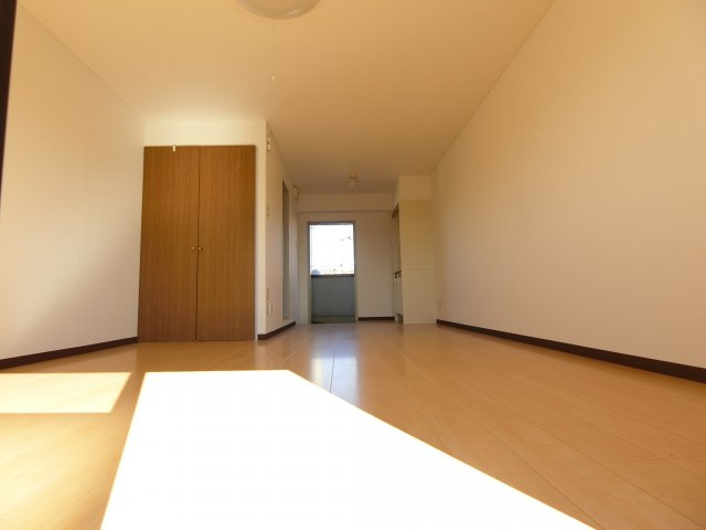 第二北山マンションの居間・リビング