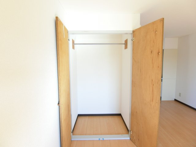 第二北山マンションの収納