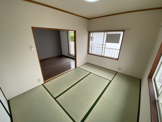 原松ハイツBの和室