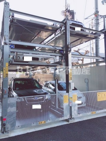 エスリード南茨木　BRAVI不動産の駐車場|【エスリード南茨木】駐車場です