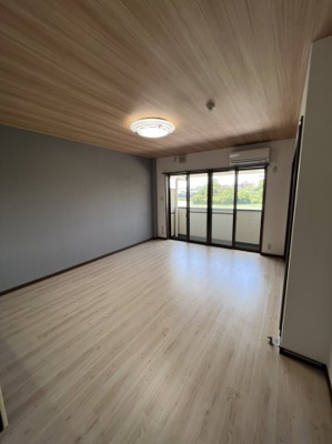 【洋室】 | レイクサイド大坪 | スタンダードな洋室です