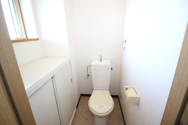 PERLA南川添Ⅱのトイレ|清潔感のあるトイレです