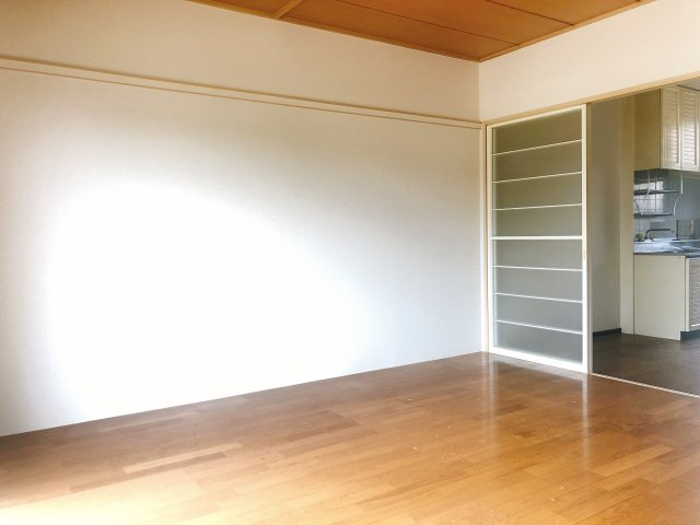 Twin Court Ｂの居間・リビング