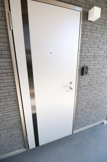 【玄関】 | Rashan国立 | ※写真は103号室です