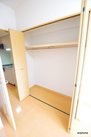 ONEROOFFLATTENJINBASHI(旧:シャルマンフジ天神橋)の収納