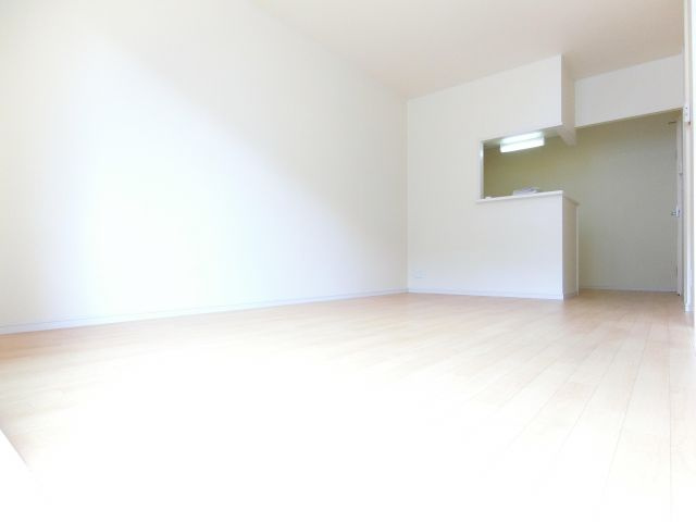 クレストコートＢ棟の居間・リビング