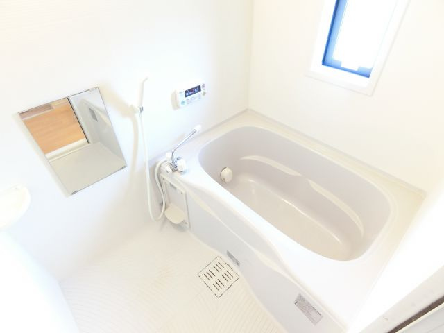 クレストコートＢ棟の浴室