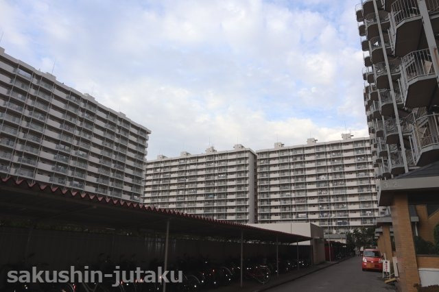 幕張ファミールハイツ　３号棟の外観|幕張ファミールハイツ