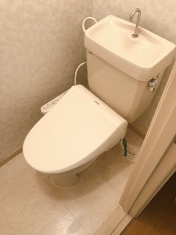 栗真ハイマートエクセル　A棟のトイレ