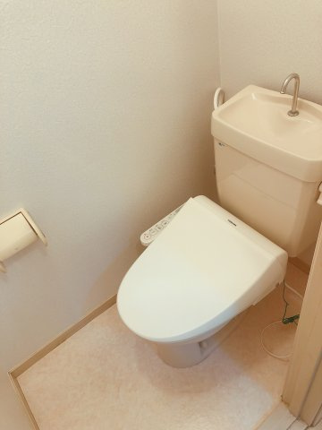 栗真ハイマートエクセル　A棟のトイレ