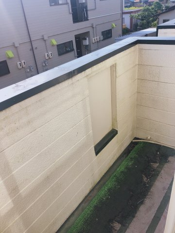 栗真ハイマートエクセル　A棟のバルコニー