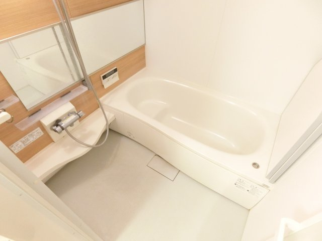 カンフリエイーストの浴室