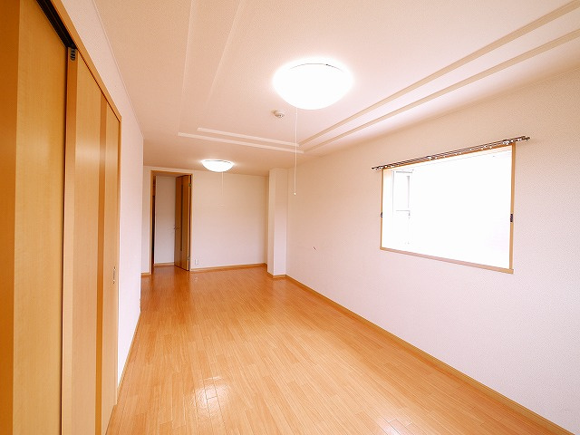 ＣＨＥＲＲＹ　ＨＯＵＳＥ（チェリーハウス）の居間・リビング