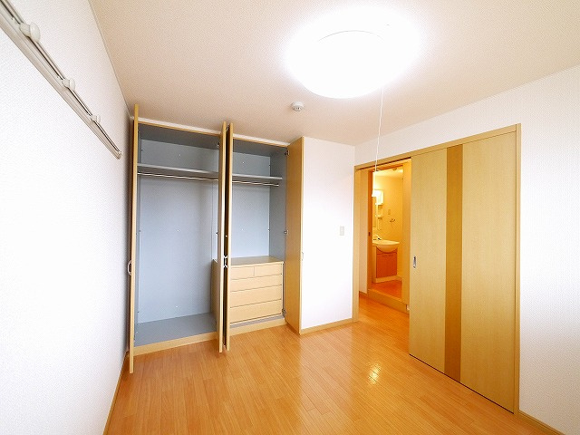 ＣＨＥＲＲＹ　ＨＯＵＳＥ（チェリーハウス）の寝室